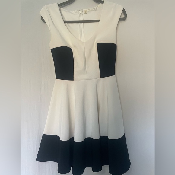 Black and white Guess dress - Picture 4 of 4